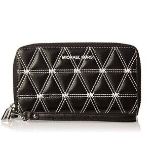 NWT Michael Kors Black Diamond Quilted Leather Flat Smartphone Wristlet
